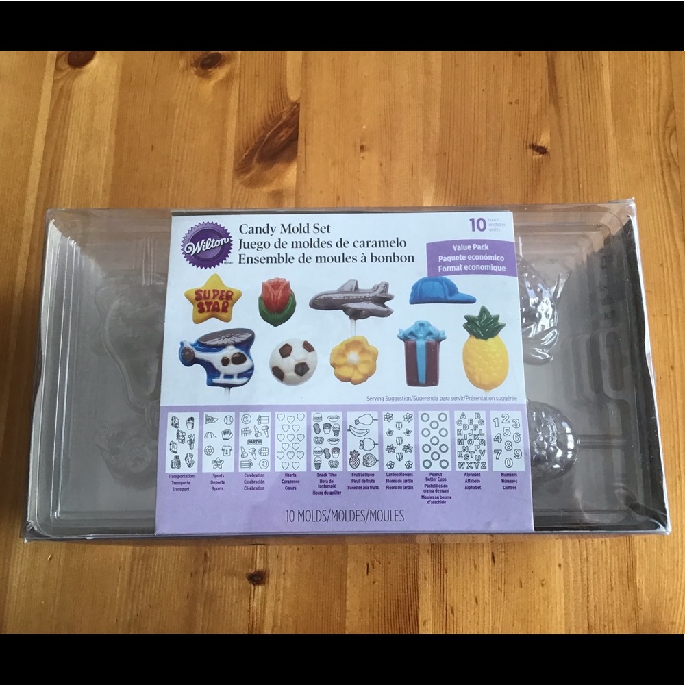 WILTON MEGA PACK CANDY MOLD SET w/lolli sticks